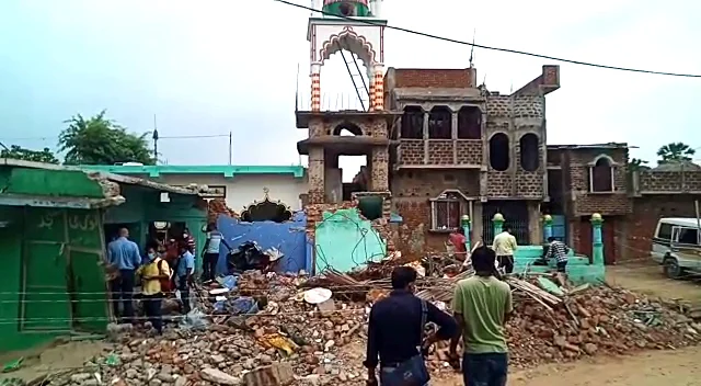 Bihar, June 10 (ANI): ATS team investigate the site where an explosion took place at a madrasa in Banka on Thursday.