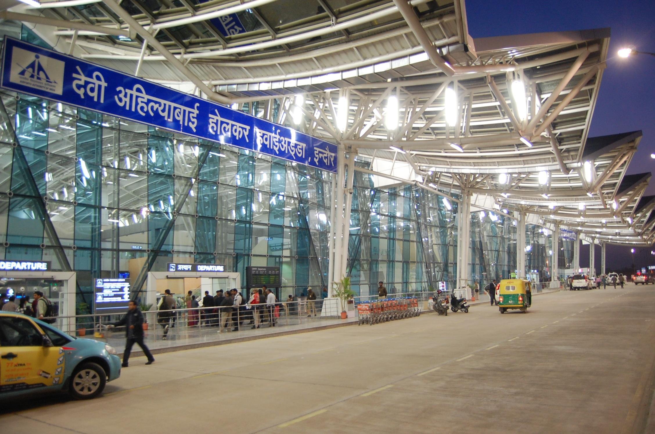 Indore: Dubai passengers to carry 48 hours' prior PCR report - Vimarsana News