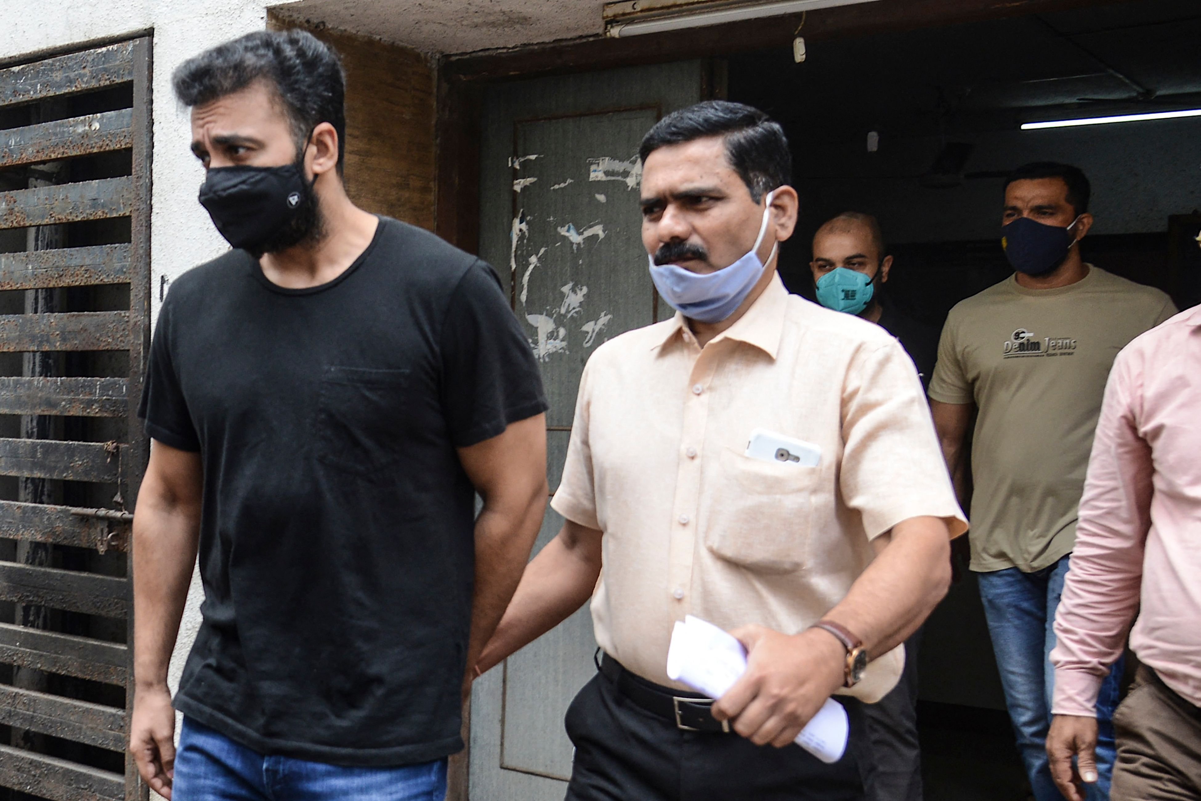 Raj Kundra pornography case: Mumbai crime branch arrests 4 more including casting director - Vimarsana News