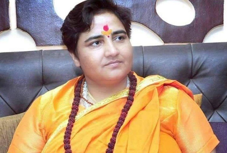 Bhopal: Unknown person sends obscene photos to MP Pragya Thakur, police register case - Vimarsana News