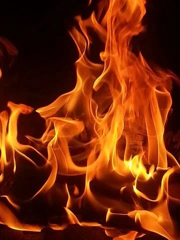 Bhopal: Woman set ablaze by her brother-in-laws - Vimarsana News