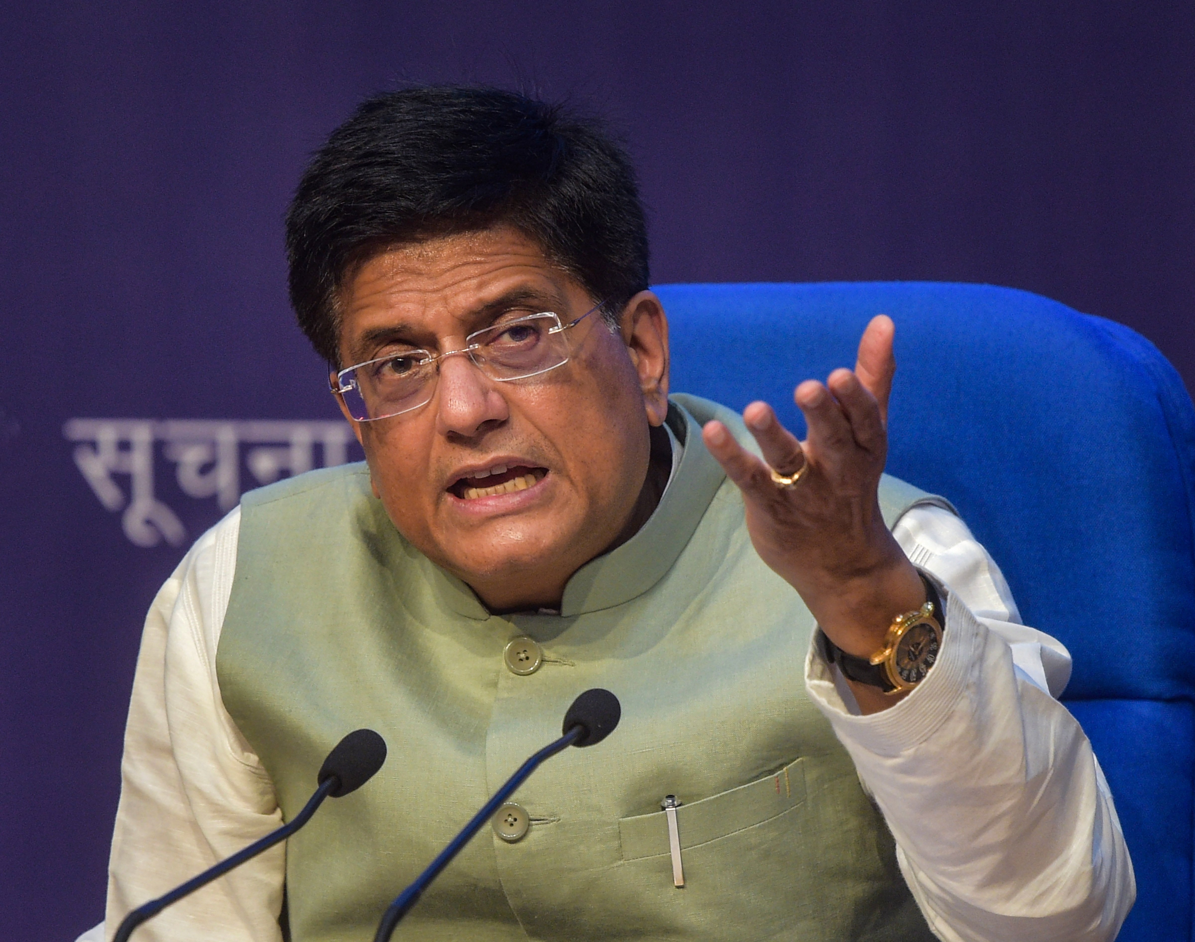 Piyush Goyal assures full support to IT firms in pushing growth, exports to $1 tn - Vimarsana News