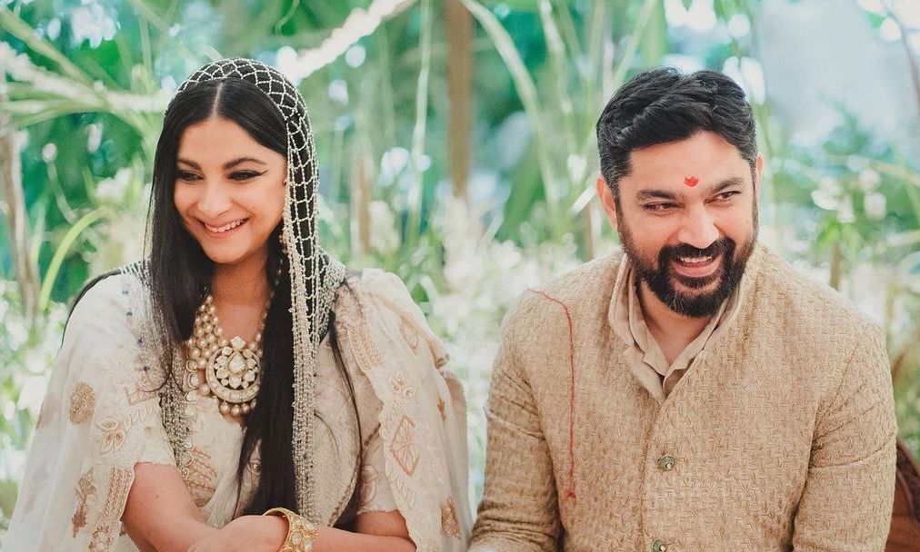 'Random strangers feel the need to aggressively convince me': Rhea Kapoor on refusing to observe Karva Chauth - Vimarsana News