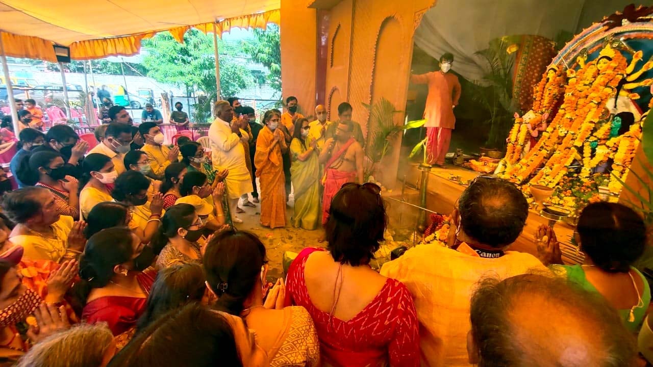 Bhopal: Corona scare deprives Bengalis of Pandal Adda, cultural events - Vimarsana News