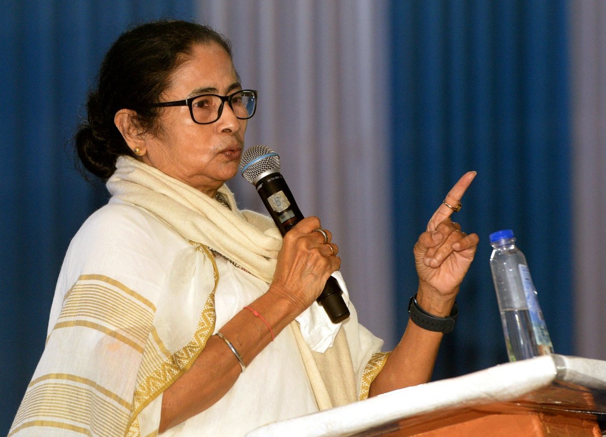 'BSF shouldn't get into villages without your permission', West Bengal CM Mamata Banerjee tells police - Vimarsana News
