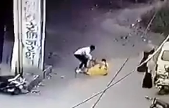 Ujjain: Cop's son booked for chain snatching - Vimarsana News