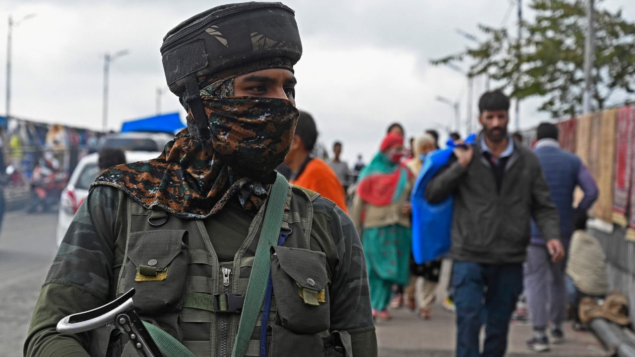 'Pakistan is killing our people, grabbing our land': Five Army personnel martyred by terrorists in J-K's Poonch; enraged netizens ask for justice - Vimarsana News