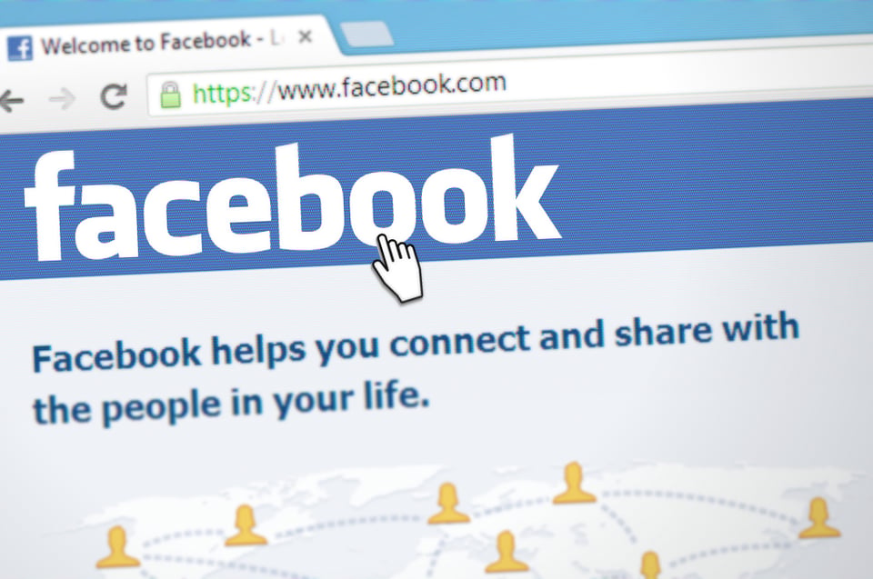 How did Facebook 'disconnect' itself from the internet? Explanations and conspiracy theories abound - Vimarsana News