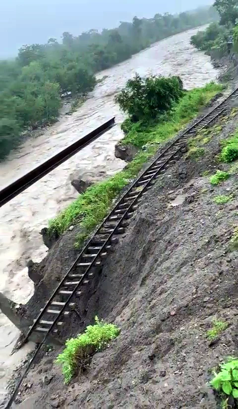 Uttarakhand, Oct 19 (ANI): A portion of the railway line connecting Kathgodam-Delhi collapses following incessant rains, at Haldwani, in Nanital on Tuesday.
