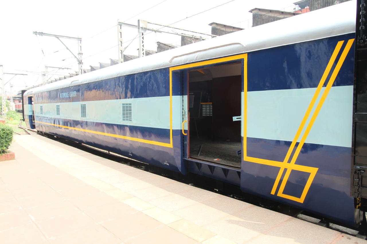 Mumbai: Central Railway develops prototype coach for loading of automobiles with improved features - Vimarsana News