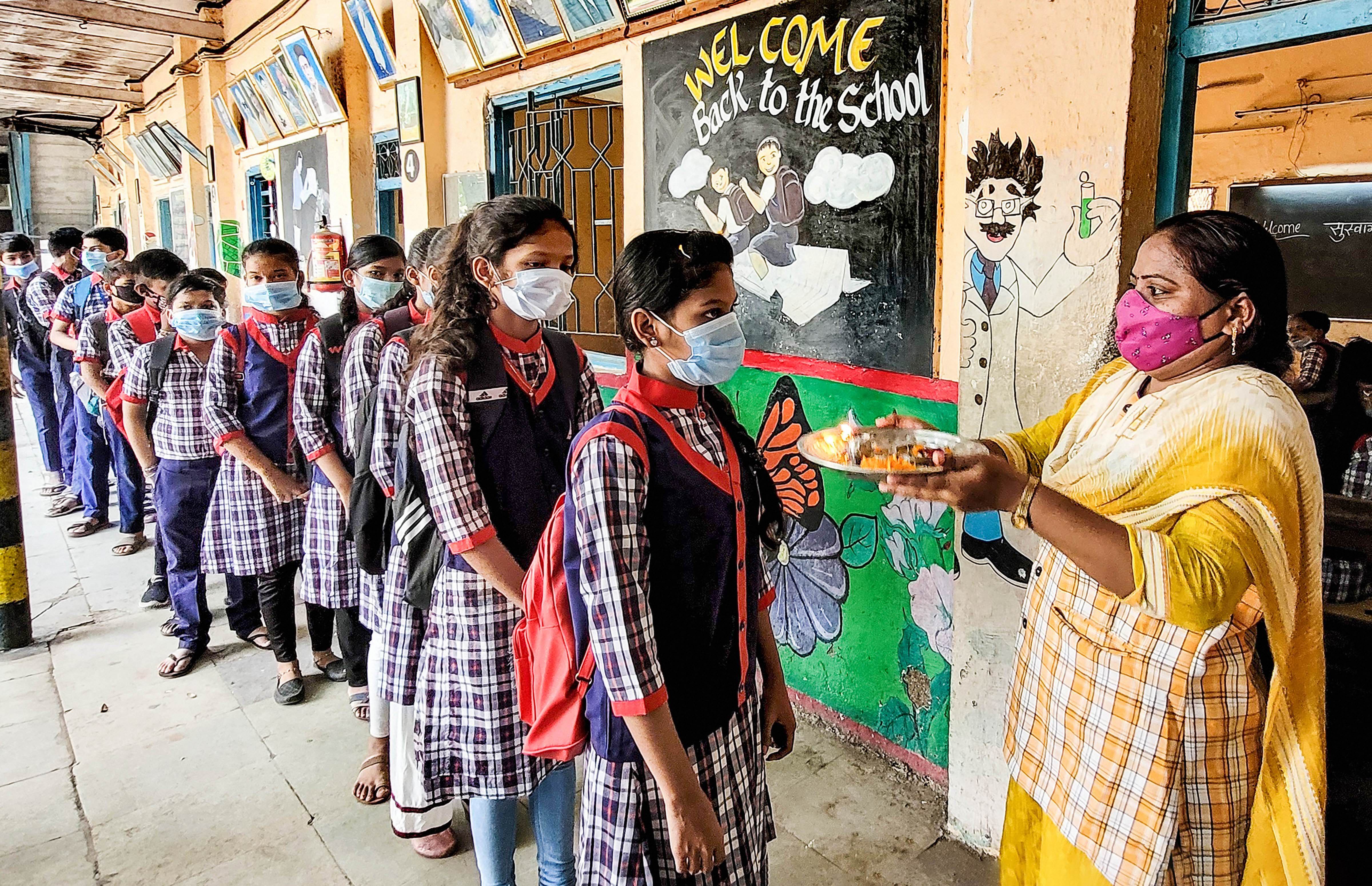 FPJ-Ed: Schools all set to welcome kids back; safety measures top priority - Vimarsana News