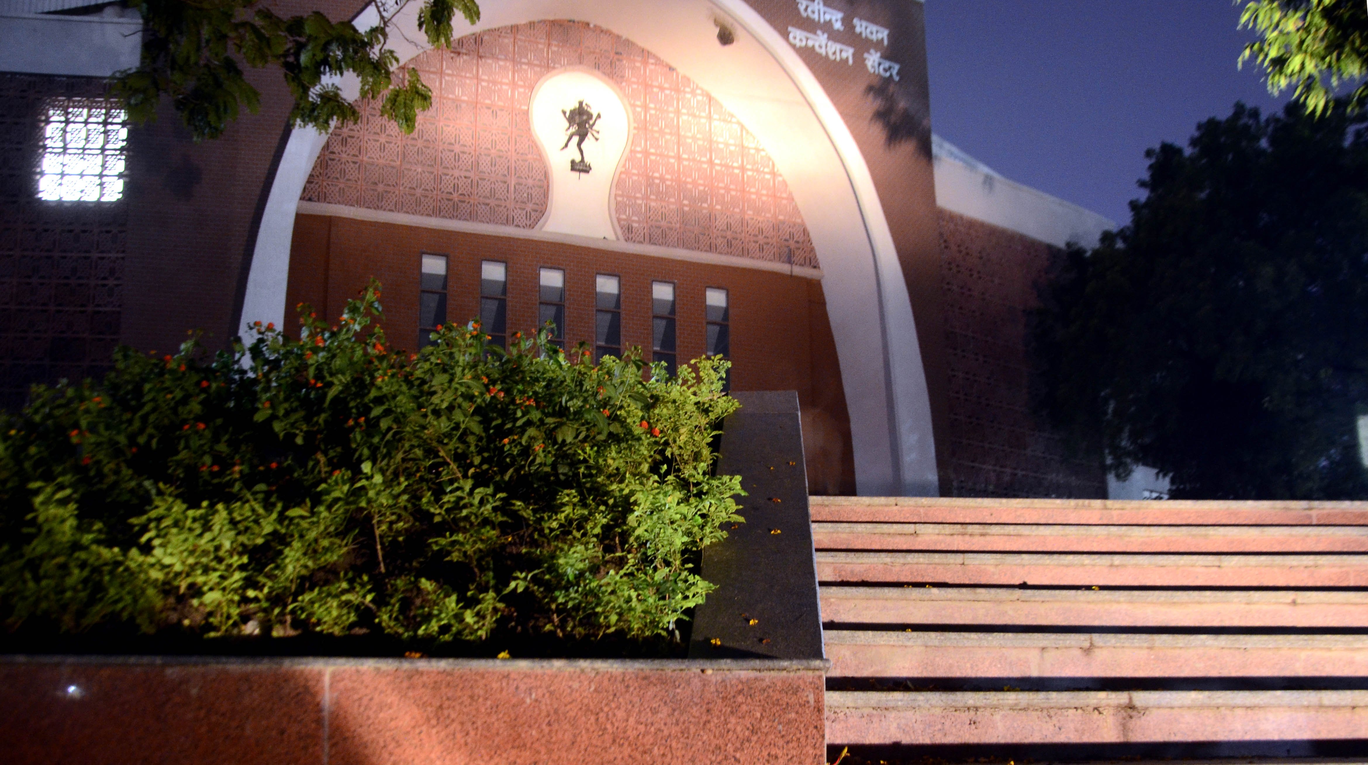 Bhopal: 3 yrs after scheduled completion, Ravindra Bhawan Convention Centre still awaits inauguration - Vimarsana News