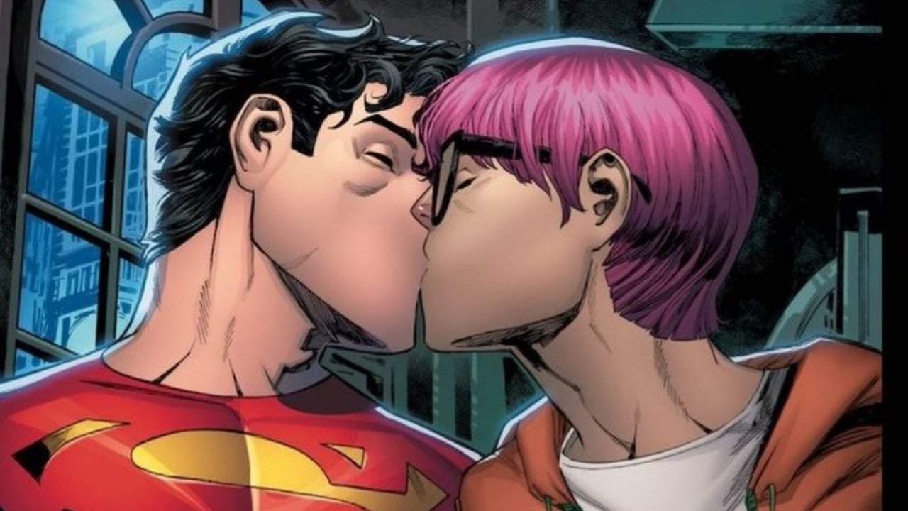 'I'm tired of this s**t': 'Superman' colourist Gabe Eltaeb quits DC Comics after superhero's bisexual revelation - Vimarsana News