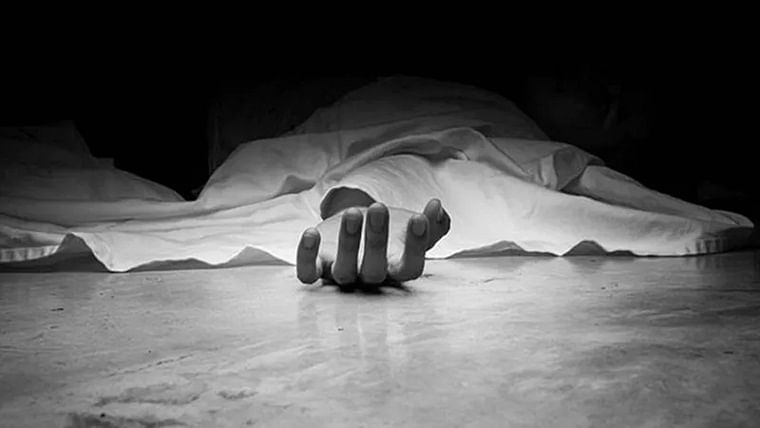 Thane: 19-year-old electrocuted to death after touching decorative lights - Vimarsana News