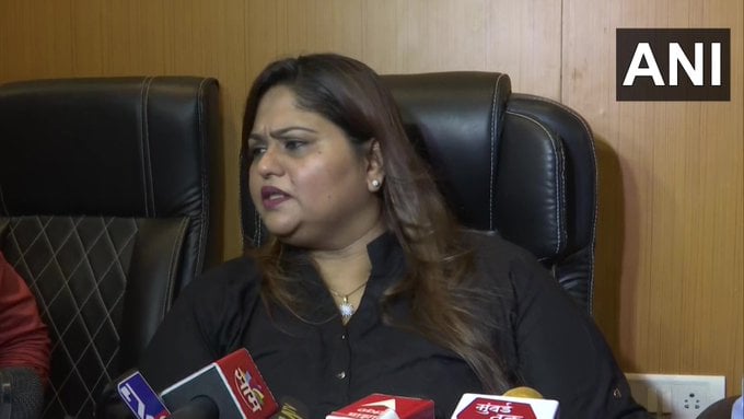 FPJ Legal: Sameer Wankhede's sister Yasmeen files defamation complaint in court against Nawab Malik - Vimarsana News