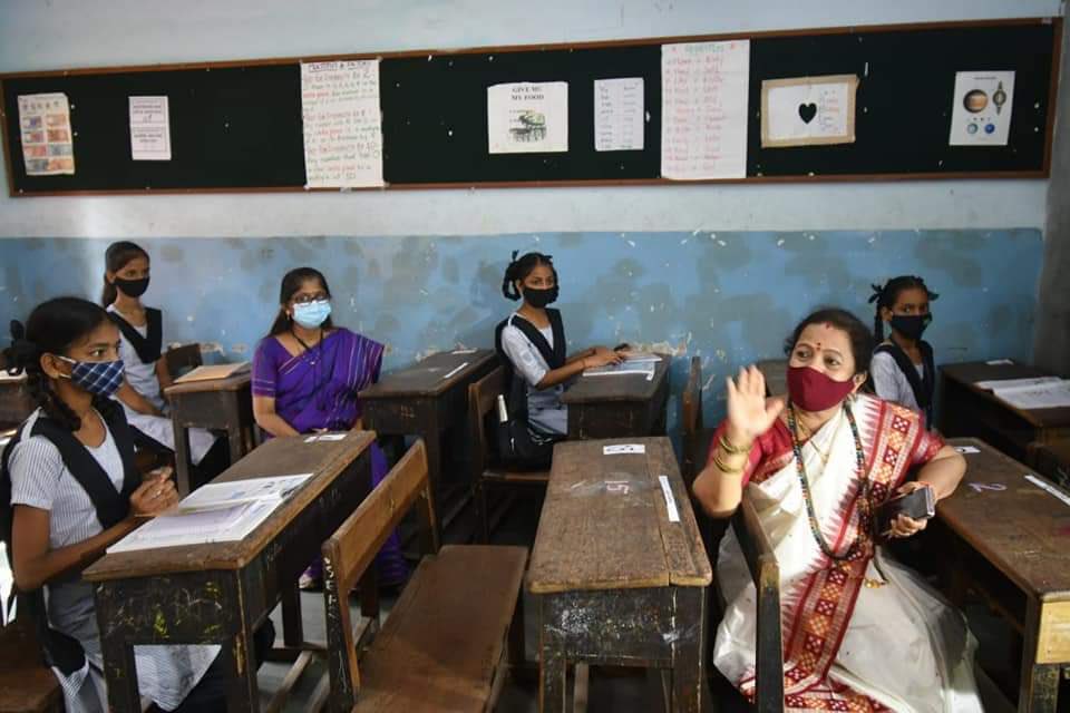 State govt-British Council partnership upskills 1.46 lakh teachers in English language - Vimarsana News