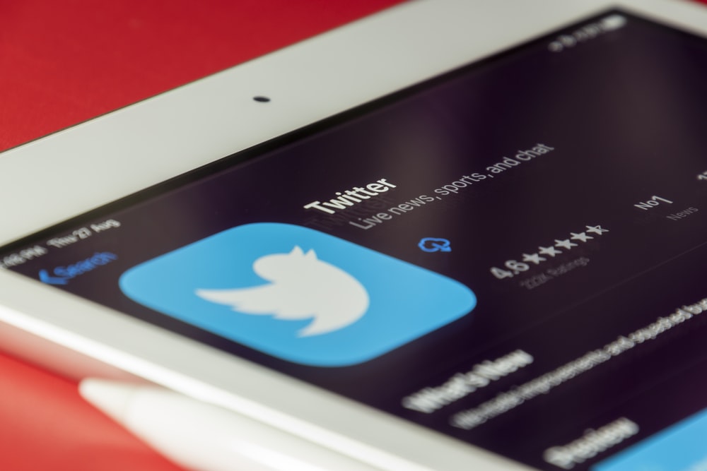 Twitter adds support for recording and sharing Spaces for users - Vimarsana News