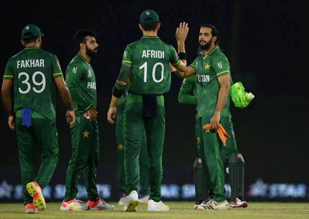 Pakistan celebrate a wicket during the T20 World Cup warm-up match.