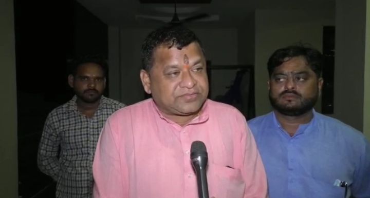 Madhya Pradesh: Personal attacks become fiercer as polling day draws near - Vimarsana News