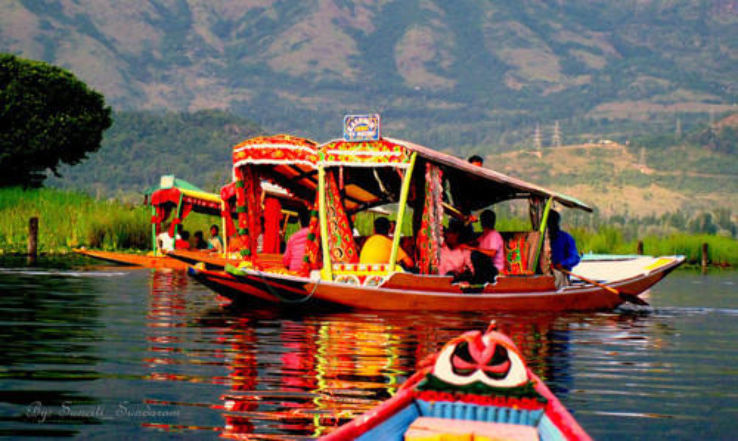 Jammu & Kashmir: Union Home Minister Amit Shah inaugurates Houseboat Festival organized by Department of Tourism - Vimarsana News