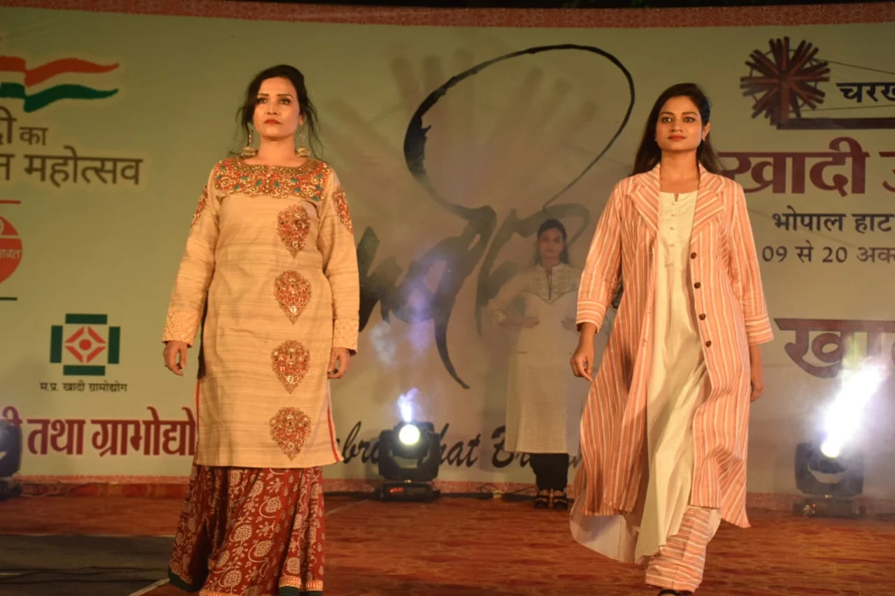 Models walk the ramp showcasing their Khadi attire at Khadi Utsav in Bhopal on Tuesday.