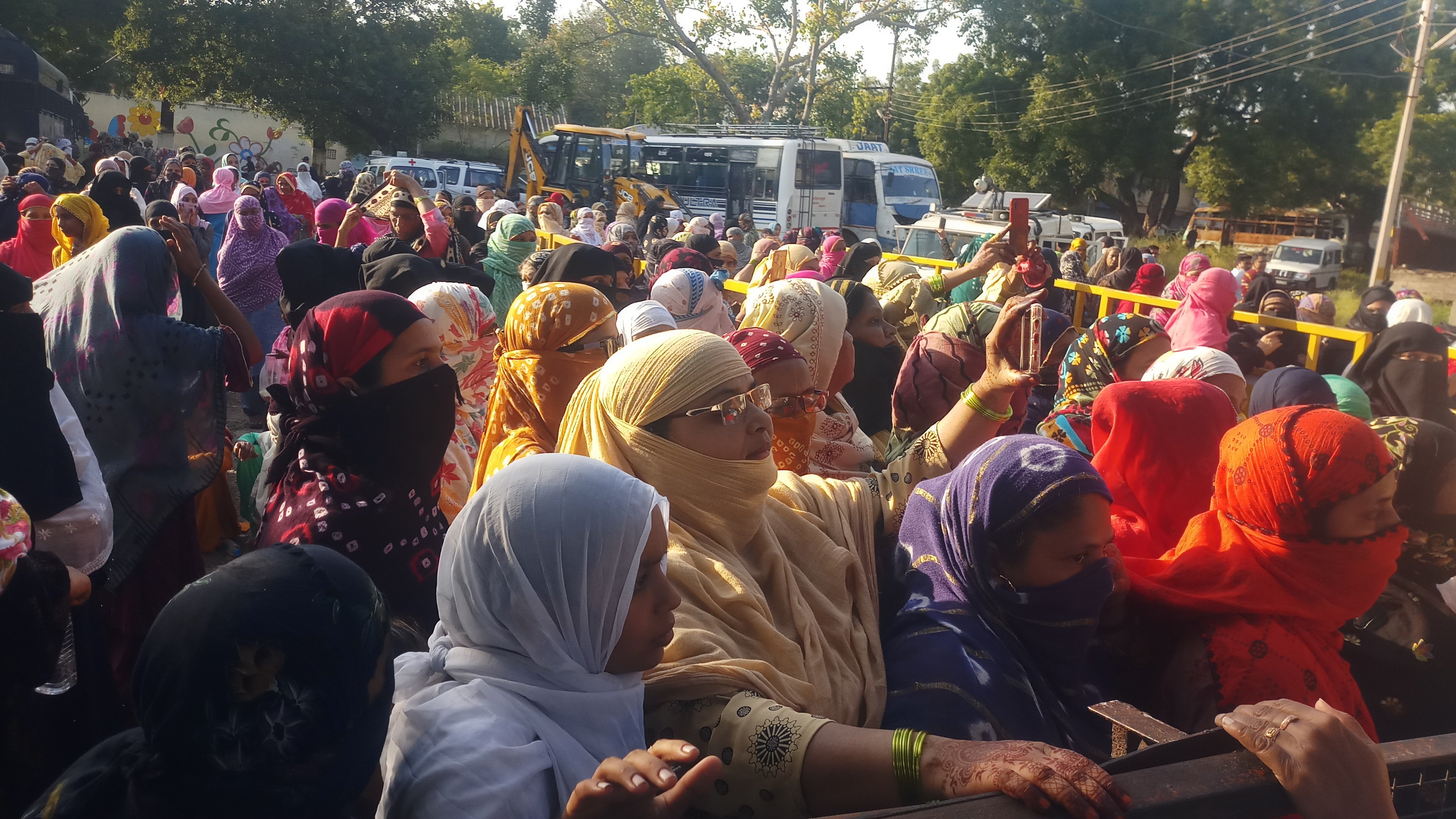 Madhya Pradesh: Don't harass innocent lot, take action against real culprits, says Women to police - Vimarsana News