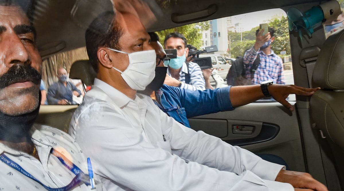 Mumbai: Sachin Vaze appears before Chandiwal Commission - Vimarsana News