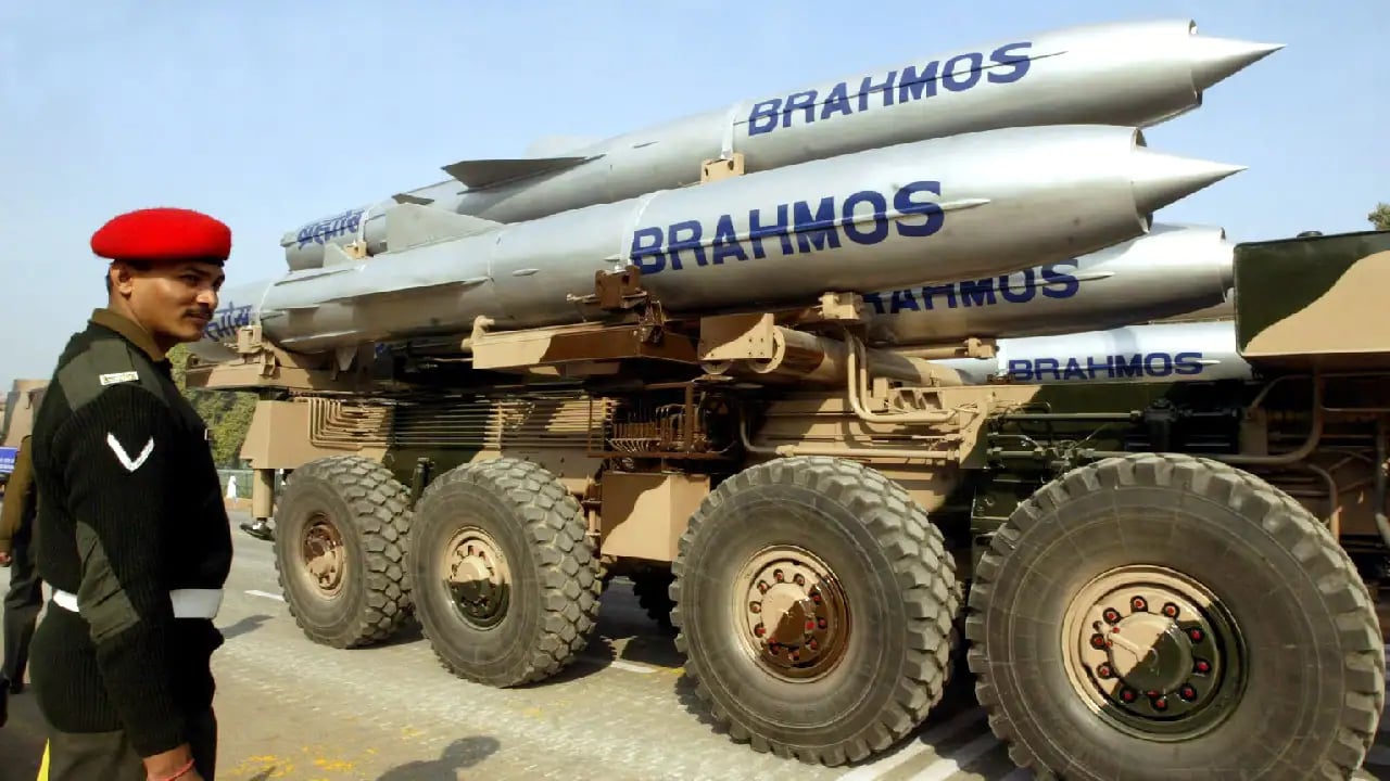 Senior DRDO scientist Narayan Murthy gets interim charge of BrahMos Aerospace - Vimarsana News