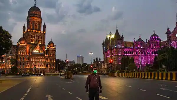 Mumbai: Latest Updates - Dombivali resident tests COVID-19 positive after returning from South Africa - Vimarsana News