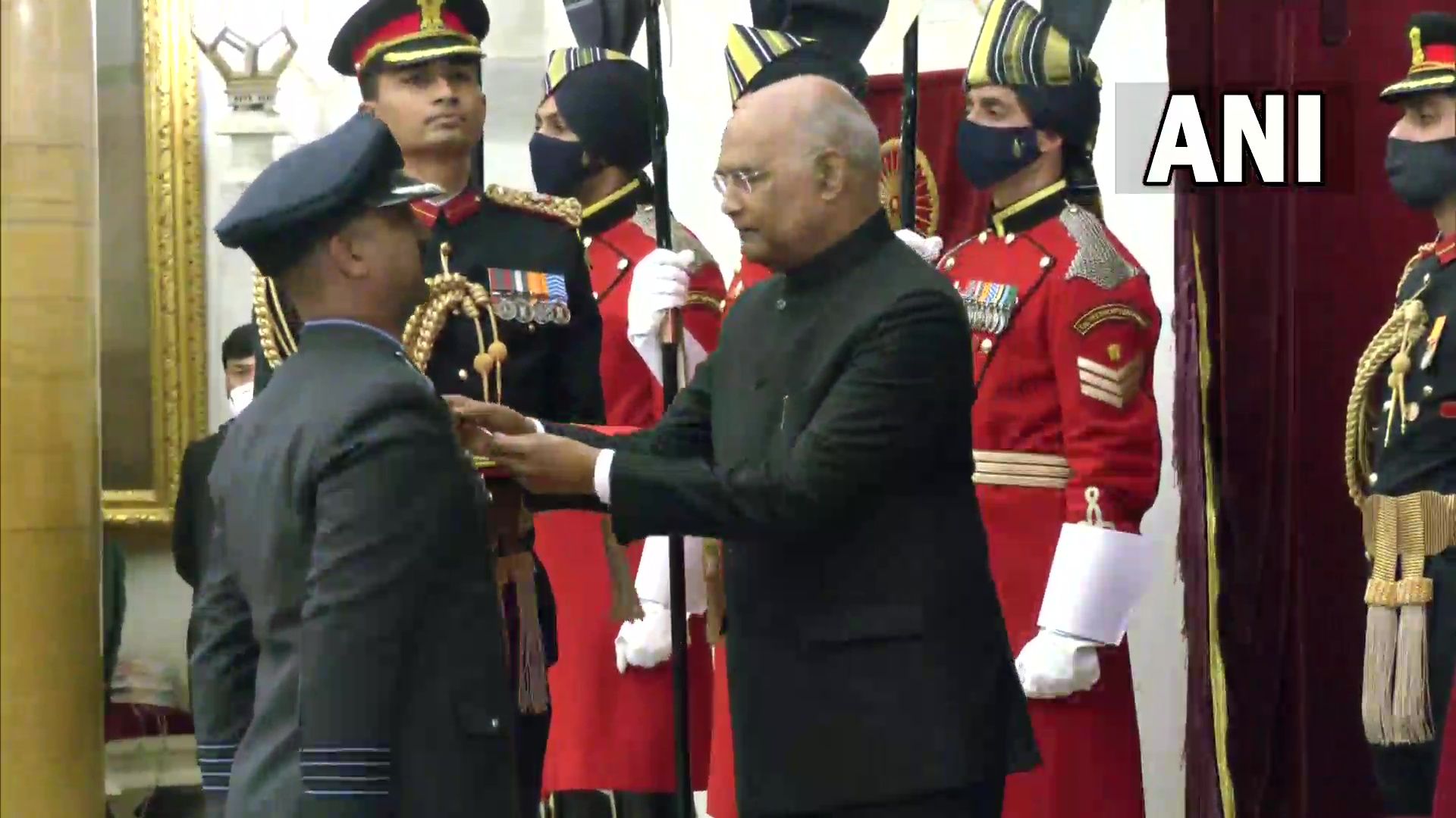Balakot air strike hero Abhinandan Varthaman awarded with Vir Chakra - Vimarsana News
