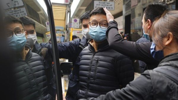 Hong Kong police charge 2 editors of pro democracy news outlet with sedition - Vimarsana News