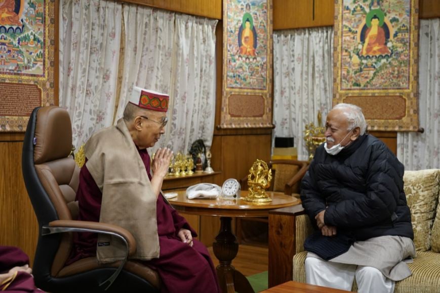 RSS chief Mohan Bhagwat meets Tibetan spiritual leader Dalai Lama; see pics - Vimarsana News