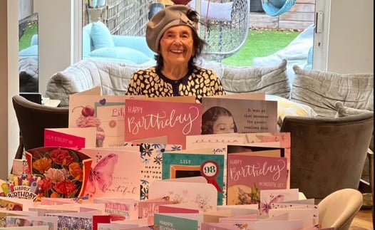 Holocaust survivor turns 98, receives thousands of greeting cards and messages - Vimarsana News