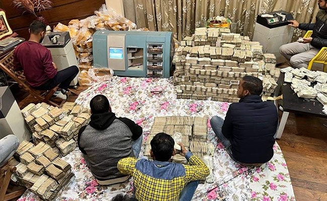 Uttar Pradesh: Court sends Kanpur businessman Piyush Jain to 14-day judicial custody in tax evasion case - Vimarsana News