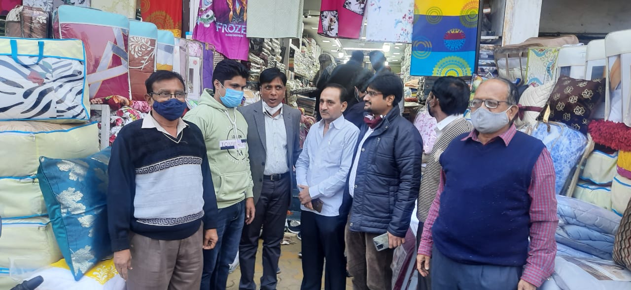 Indore: Cloth traders to keep shops closed today - Vimarsana News