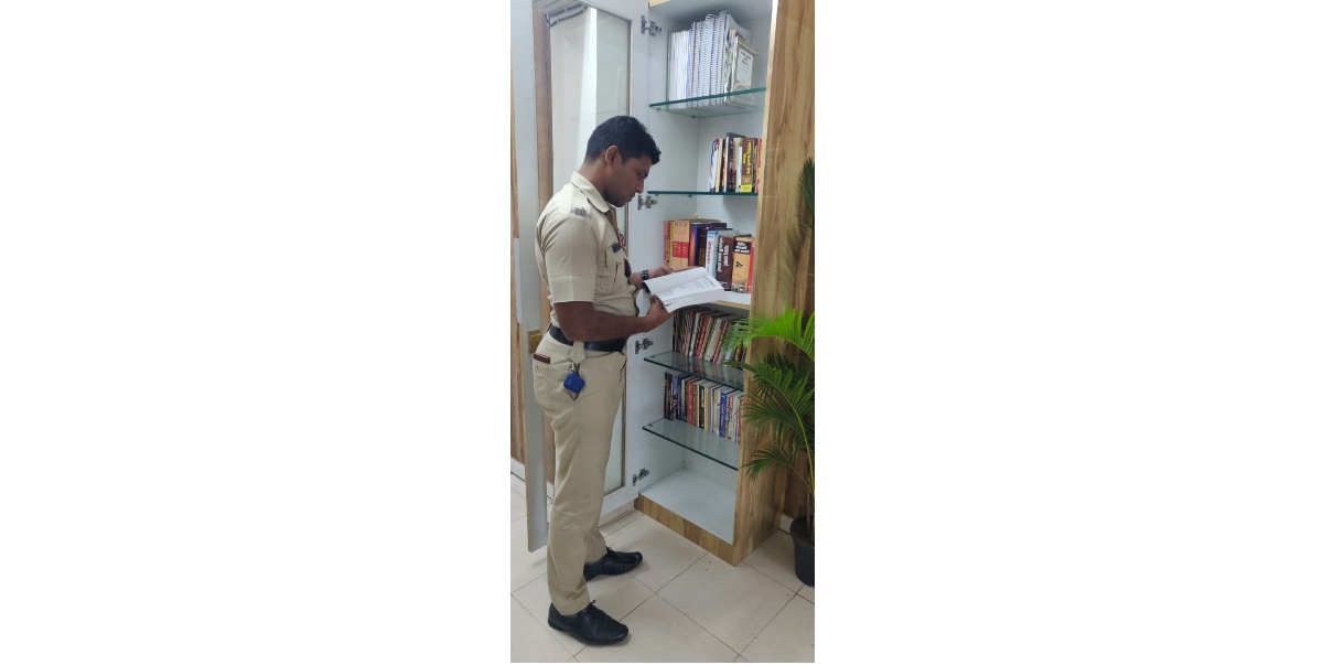 Mira Bhayander: Police station in Mira Road sets up library for cops - Vimarsana News