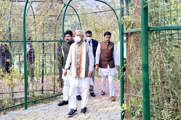 Madhya Pradesh: White tiger is gift of Rewa to the world, says governor Mangubhai Patel - Vimarsana News