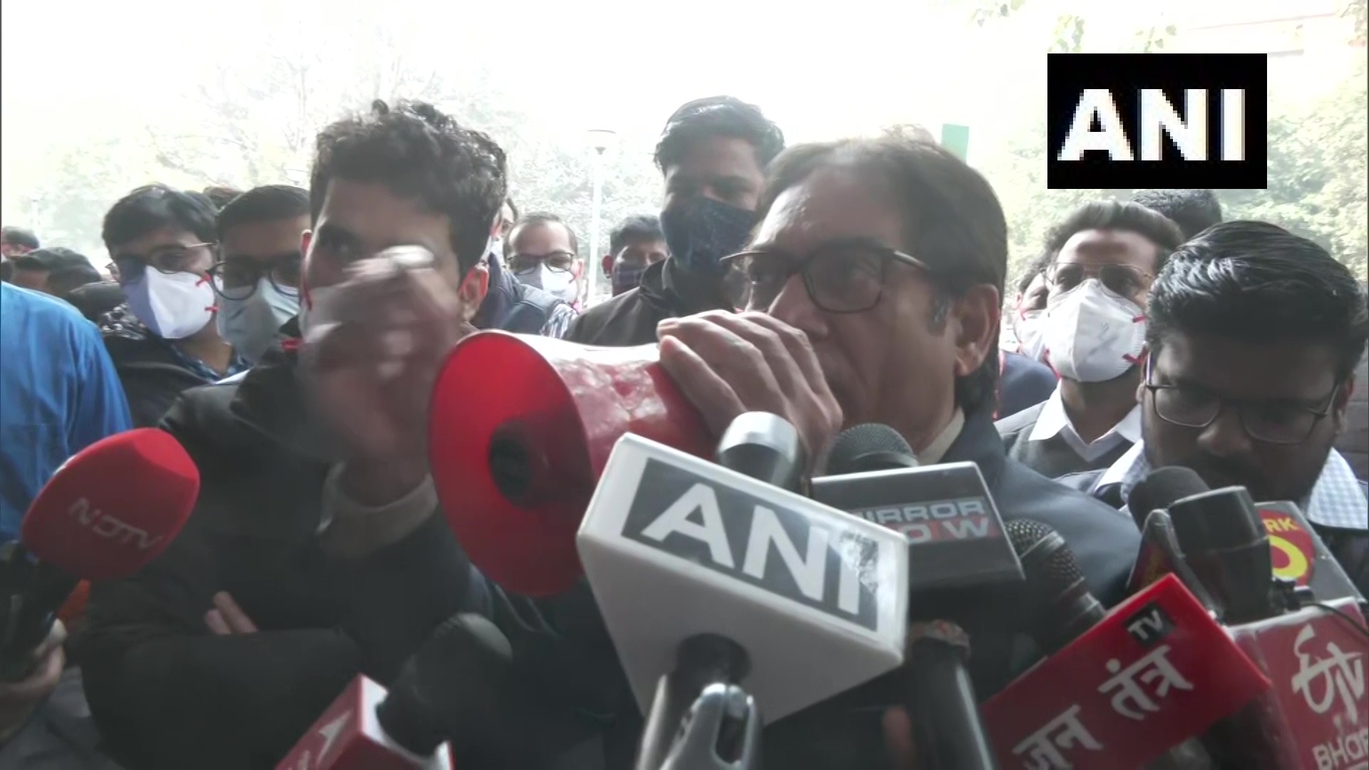 FPJ-Ed | NEET PG Counselling 2021: Union Health Minister Mansukh Mandaviya assures protesting doctors of early hearing - Vimarsana News