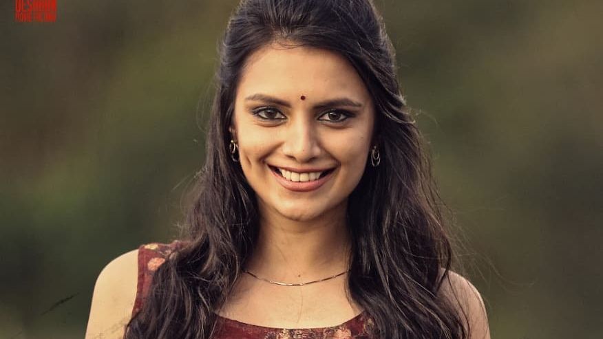 'The Big Bull' fame Lekha Prajapati forays into Malayalam industry with horror film 'Kshanam' - Vimarsana News