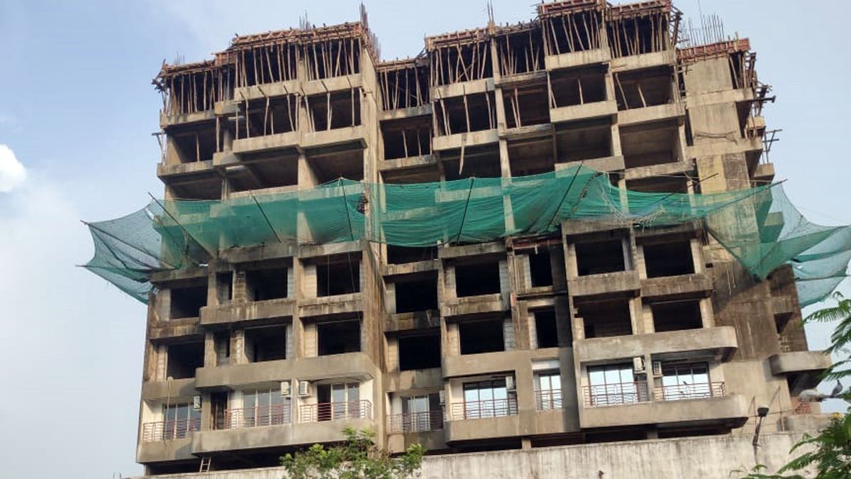 Mira Bhayandar l Caught between devil and deep sea: 8 years after vacating homes for redevelopment, 233 families now stare at land dispute - Vimarsana News