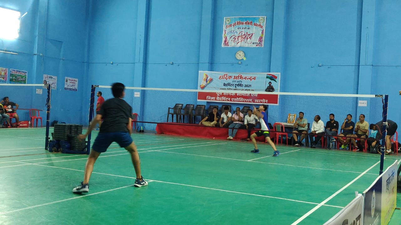 Khargone: State badminton tourney begins - Vimarsana News