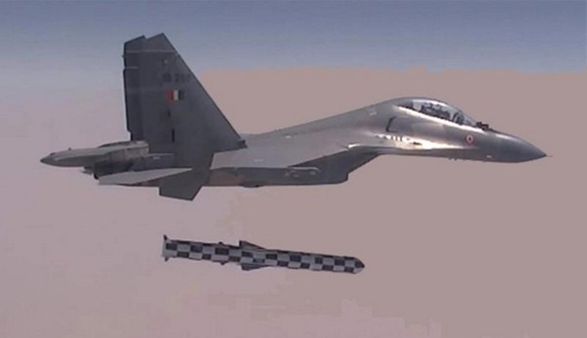 India successfully test-fires air-launched version of BrahMos supersonic cruise missile: Here's all you need to know - Vimarsana News