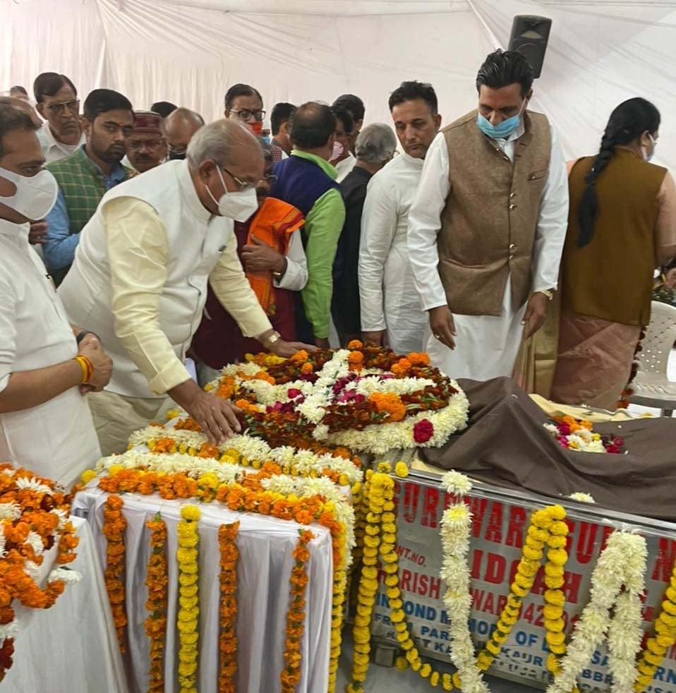 Mortal remains of Bhagwatsharan Mathur consigned to flames in Bhopal - Vimarsana News
