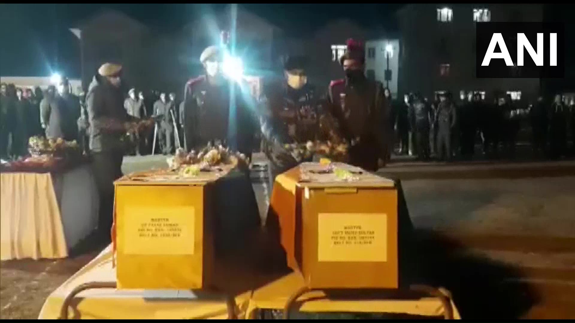Wreath-laying ceremony of police personnel SgCT Mohd Sultan and Ct Fayaz Ahmad conducted in J&K's Bandipora; see pics - Vimarsana News