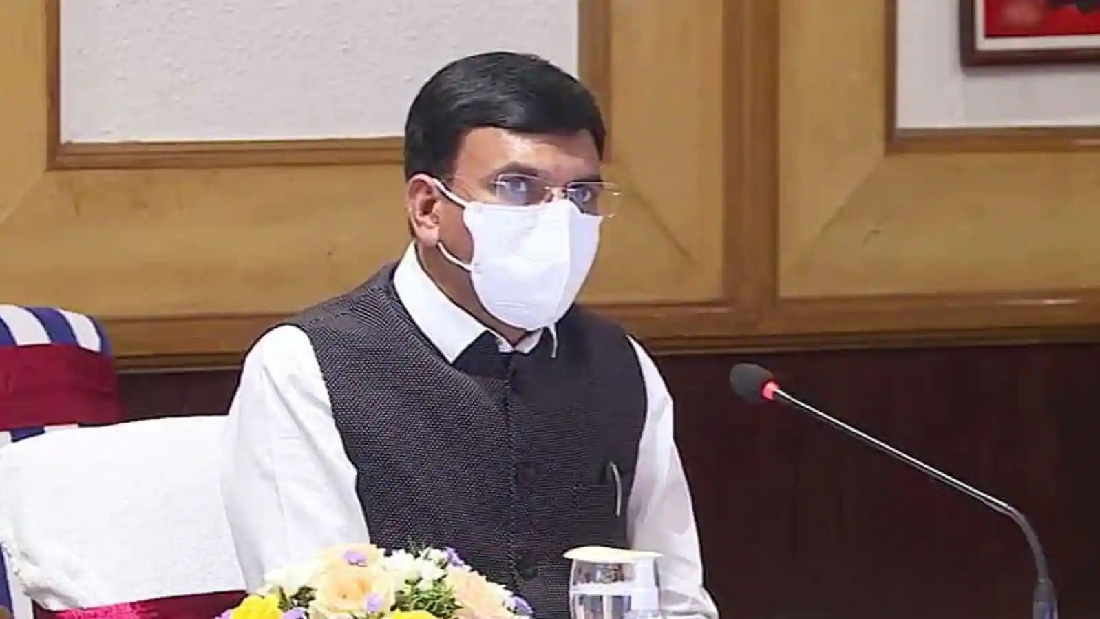 Mansukh Mandaviya in COVID-19 review meeting with southern states stresses to focus on 5-fold strategy against virus - Vimarsana News