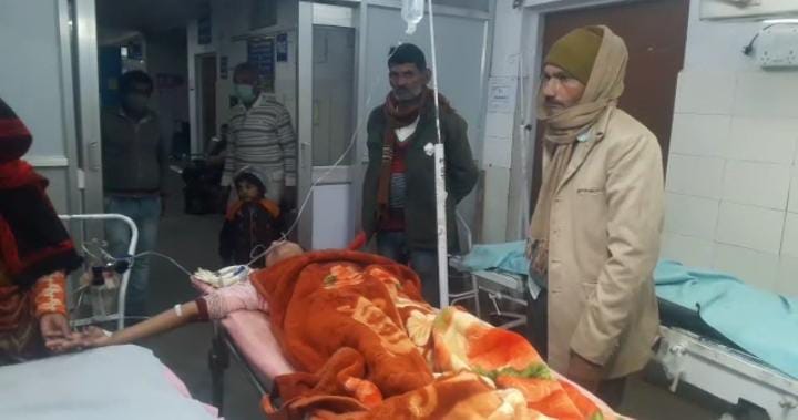 Katni: Five girl students fall seriously ill post vaccination - Vimarsana News
