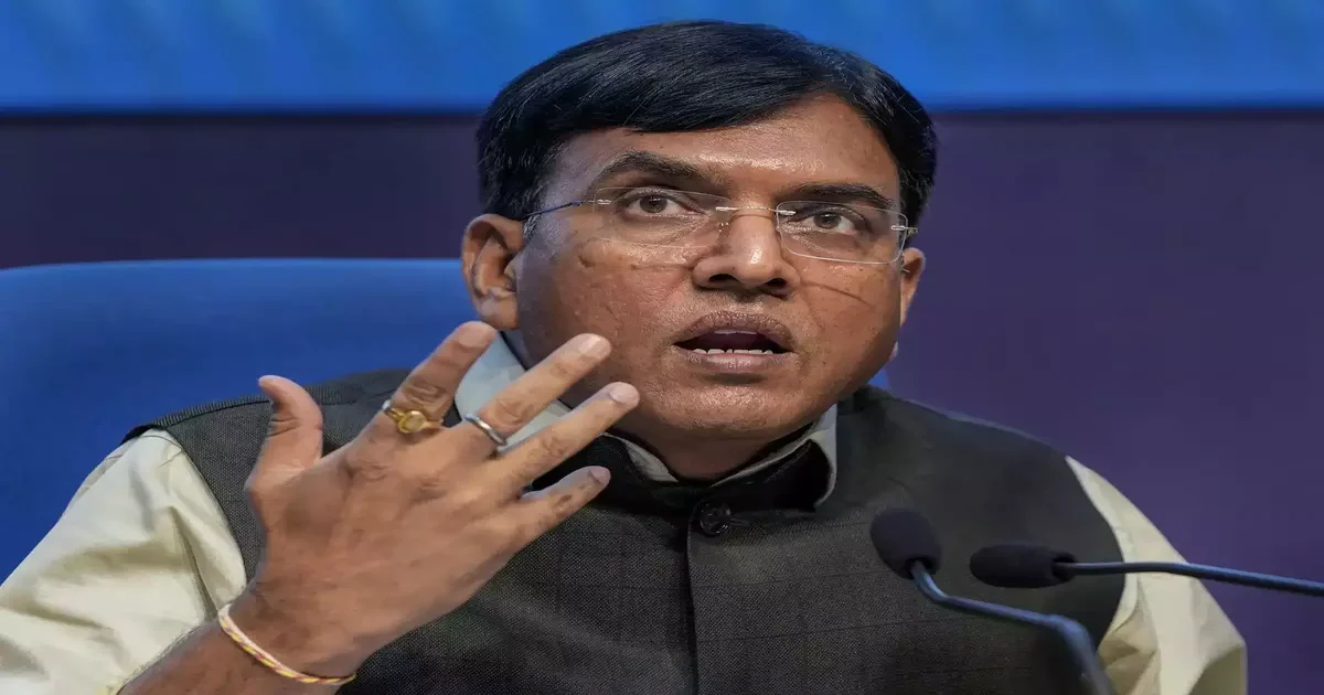 Union Wellness Minister Mansukh Mandaviya to hold meeting with 9 state health preachers on COVID-19 scenario today 1 mandaviya to hold meeting with state ut health ministers thursday on covid vaccination Union Wellness Minister Mansukh Mandaviya to hold meeting with 9 state health preachers on COVID-19 scenario today