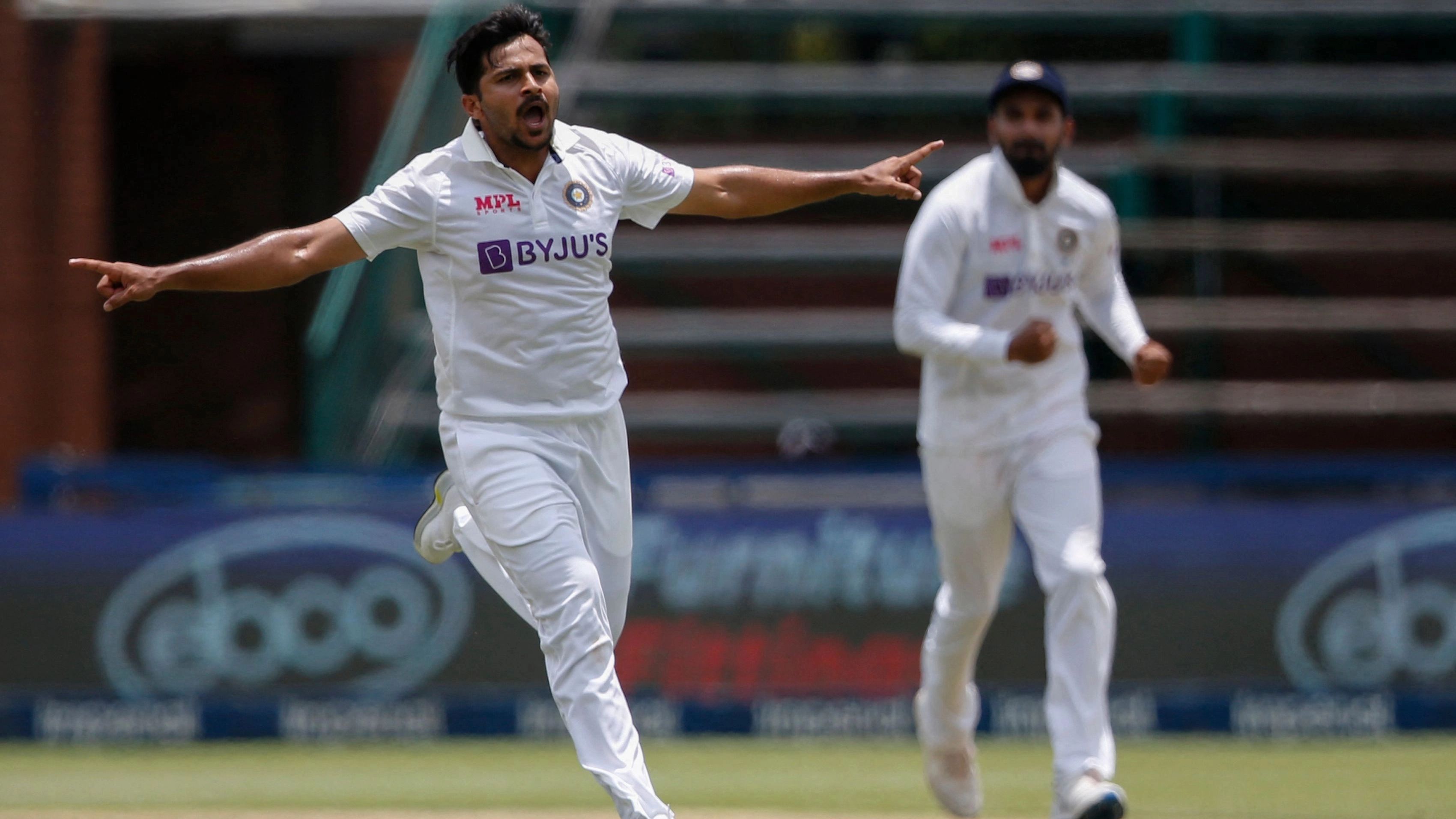 'Lord Shardul' memes take over Twitter yet again as pacer takes sensational 3-wicket haul against SA before lunch - Vimarsana News