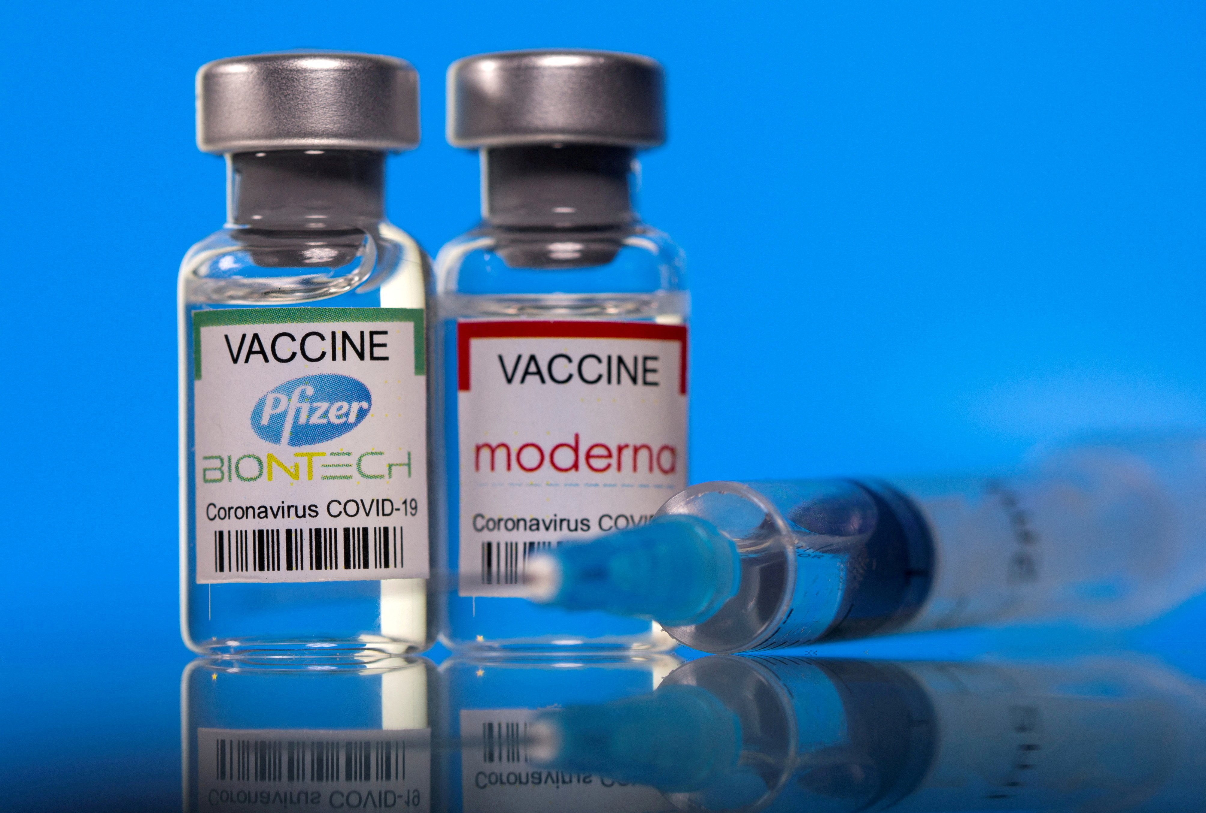 Fourth doses of Pfizer and Moderna vaccines only 'partially' effective against Omicron variant: Study - Vimarsana News
