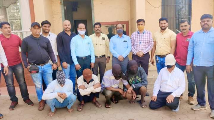 Thane crime branch of Kalyan unit busts bogus surety racket; 5 arrested - Vimarsana News